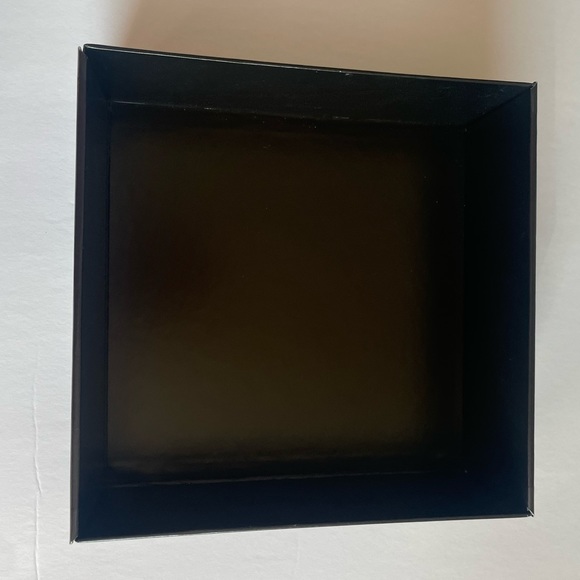 Chanel Box - Picture 5 of 8